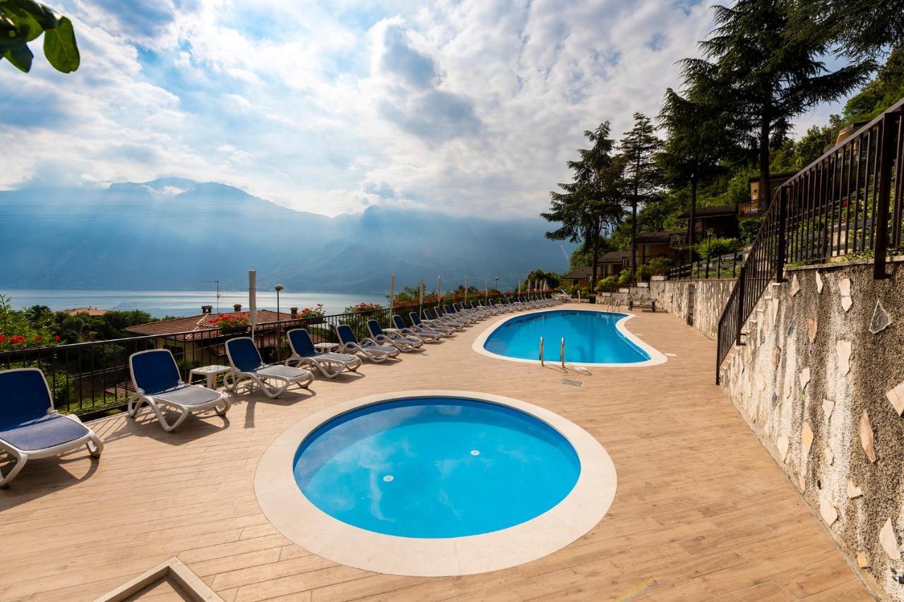 Residence Oasi Лимоне-суль-Гарда Экстерьер фото