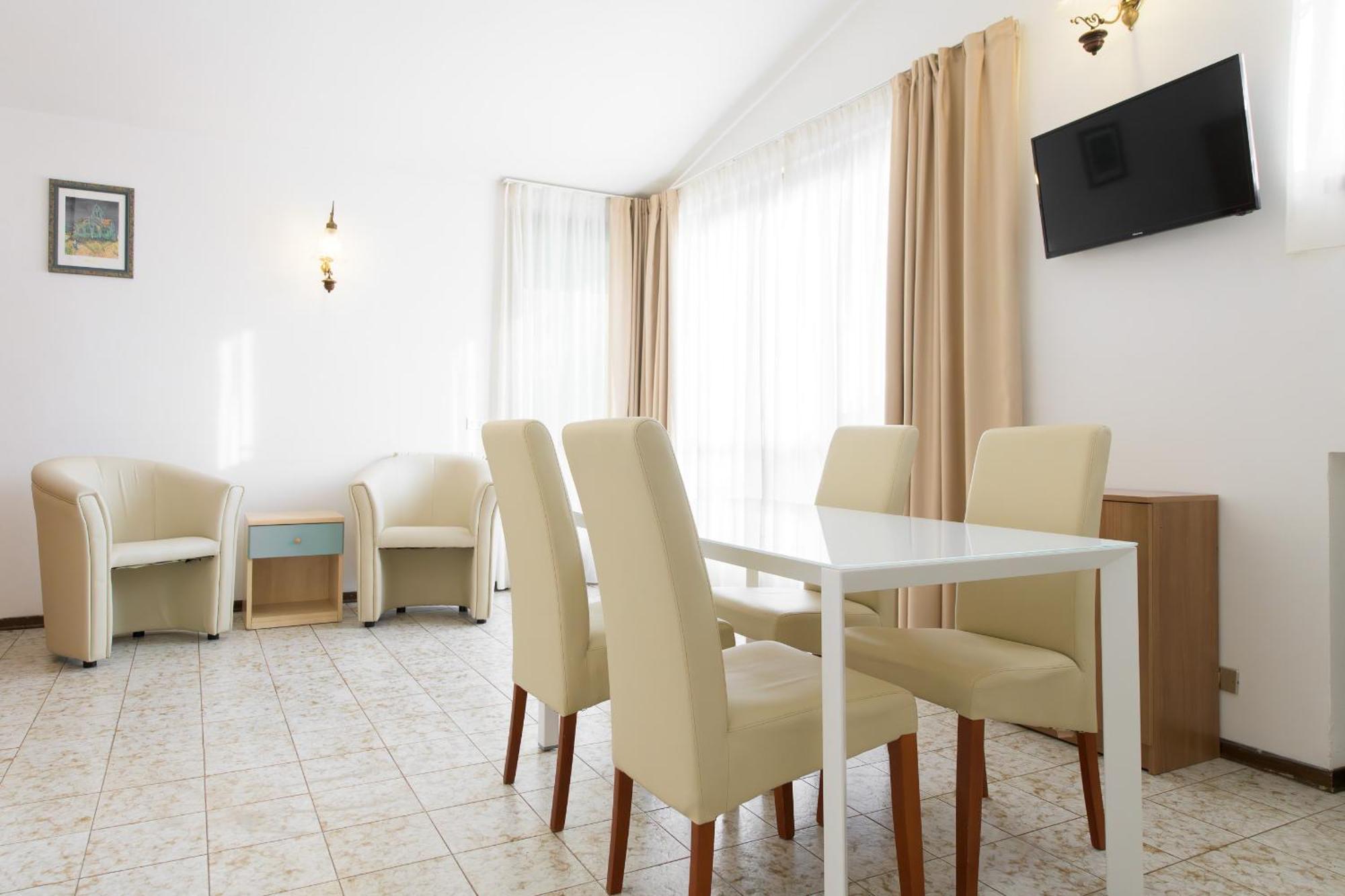 Residence Oasi Лимоне-суль-Гарда Экстерьер фото